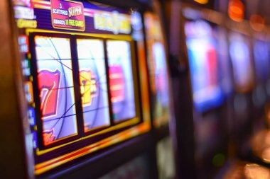 Arcade game round interface on sultankoin99 showing stake entry, prediction button, and subject to verification confirmation